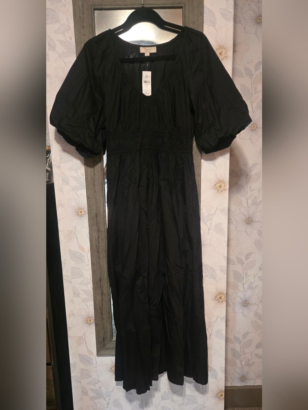Ann Taylor LOFT Black Maxi Dress with Puff Sleeves